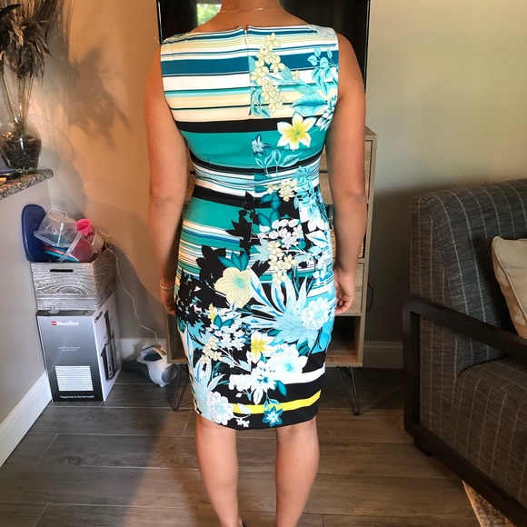 Spring Cache dress - Picture 5 of 5